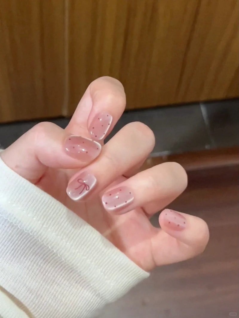 nail màu hồng