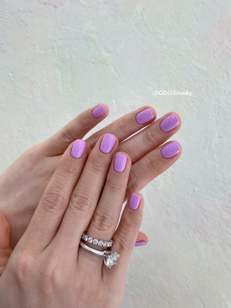 nail màu tím