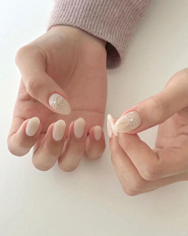 nail màu trắng gạo