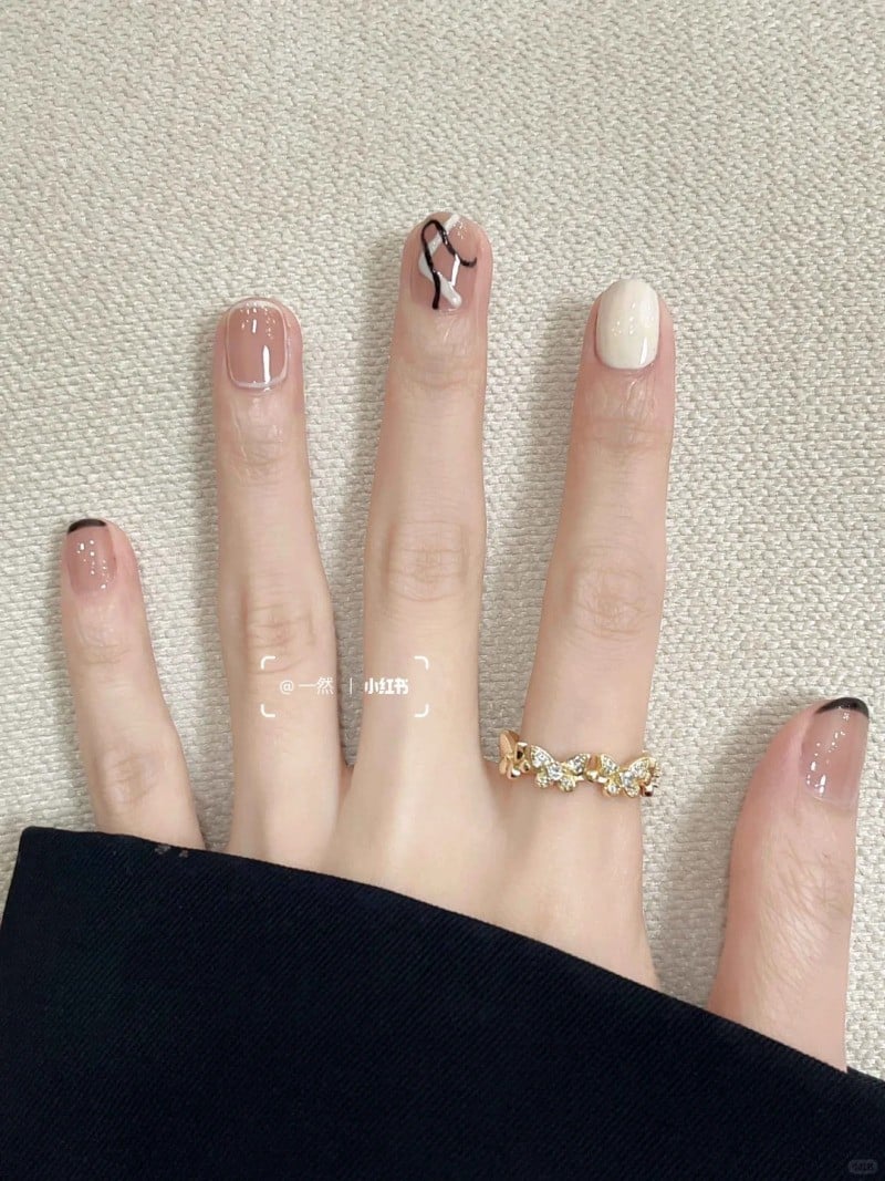 nail màu trắng gạo