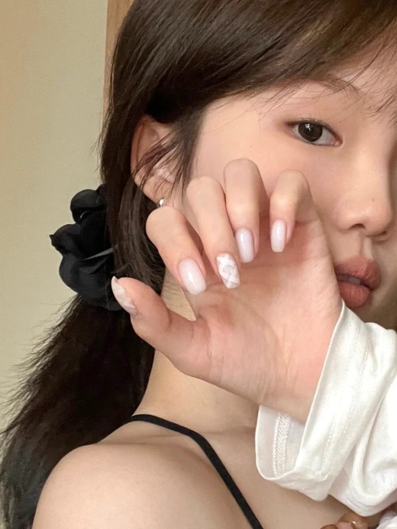 nail màu trắng gạo