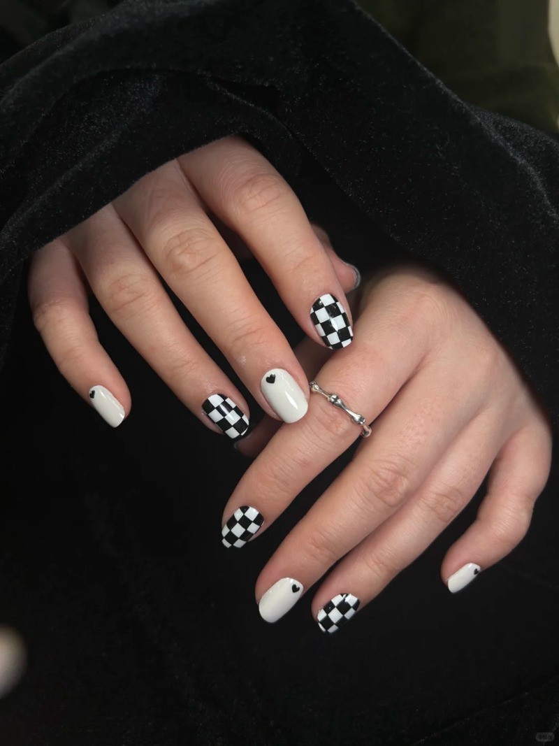 nail màu trắng gạo