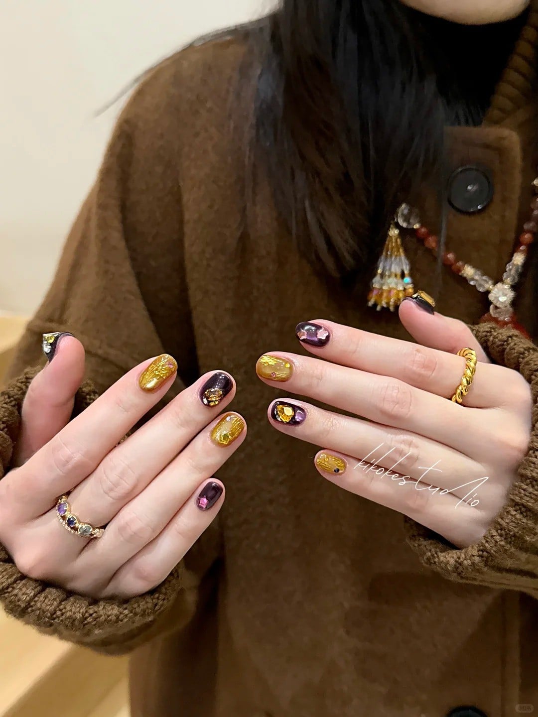 Nail Tết 2026 màu vàng