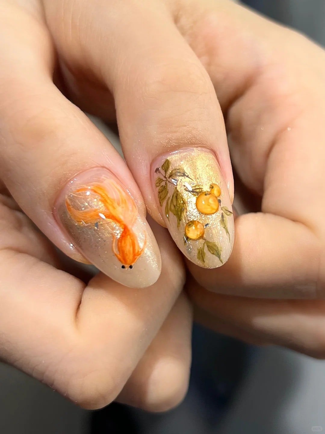 Nail Tết 2026 màu vàng