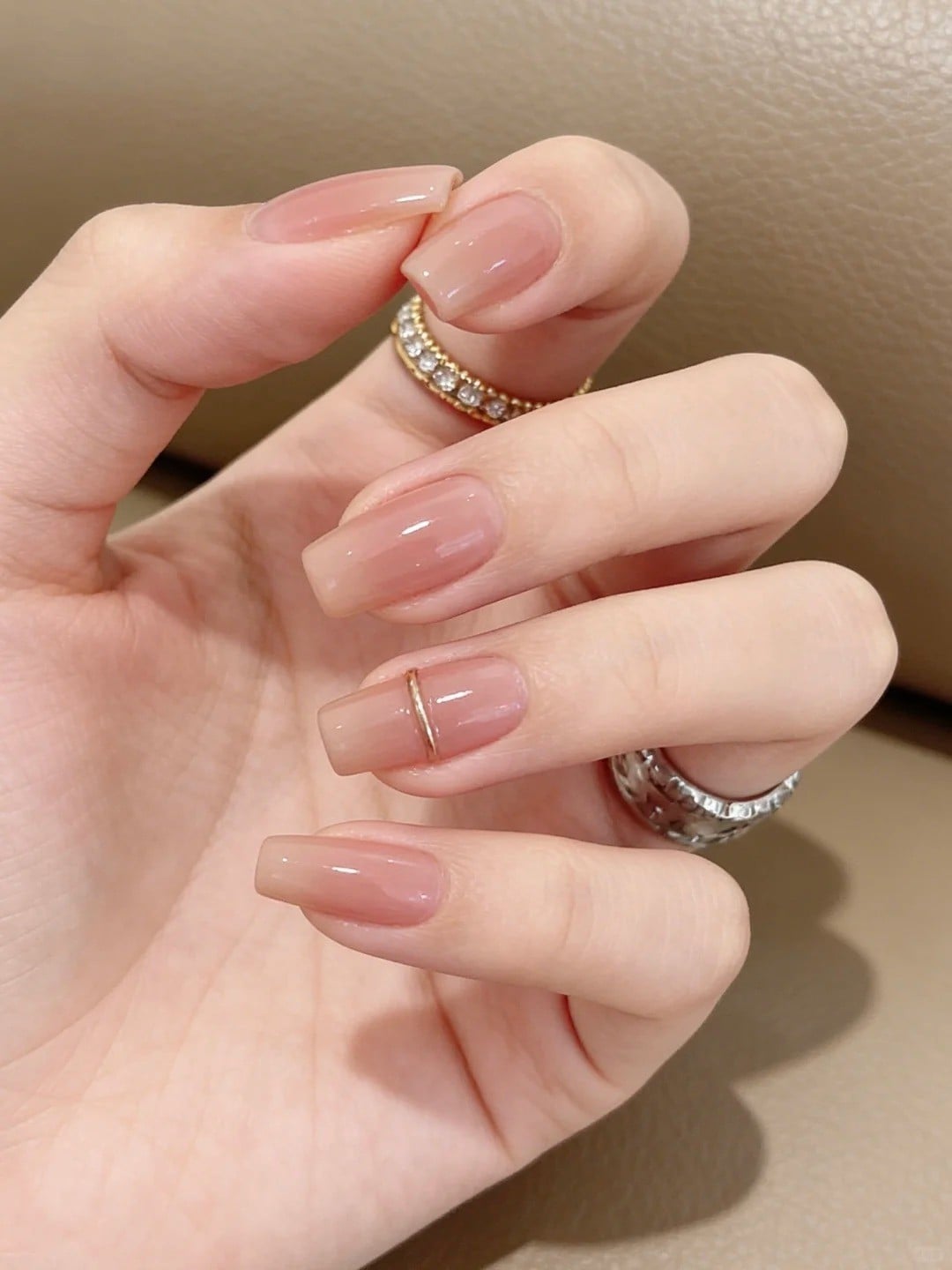 Mẫu nail Tết thanh lịch