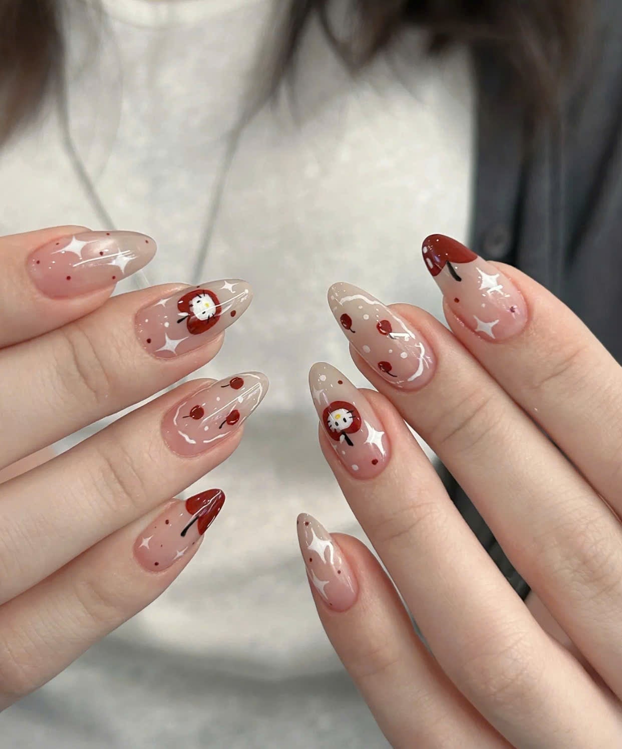 Nail trái cây kết hợp họa tiết kẻ caro, chấm bi