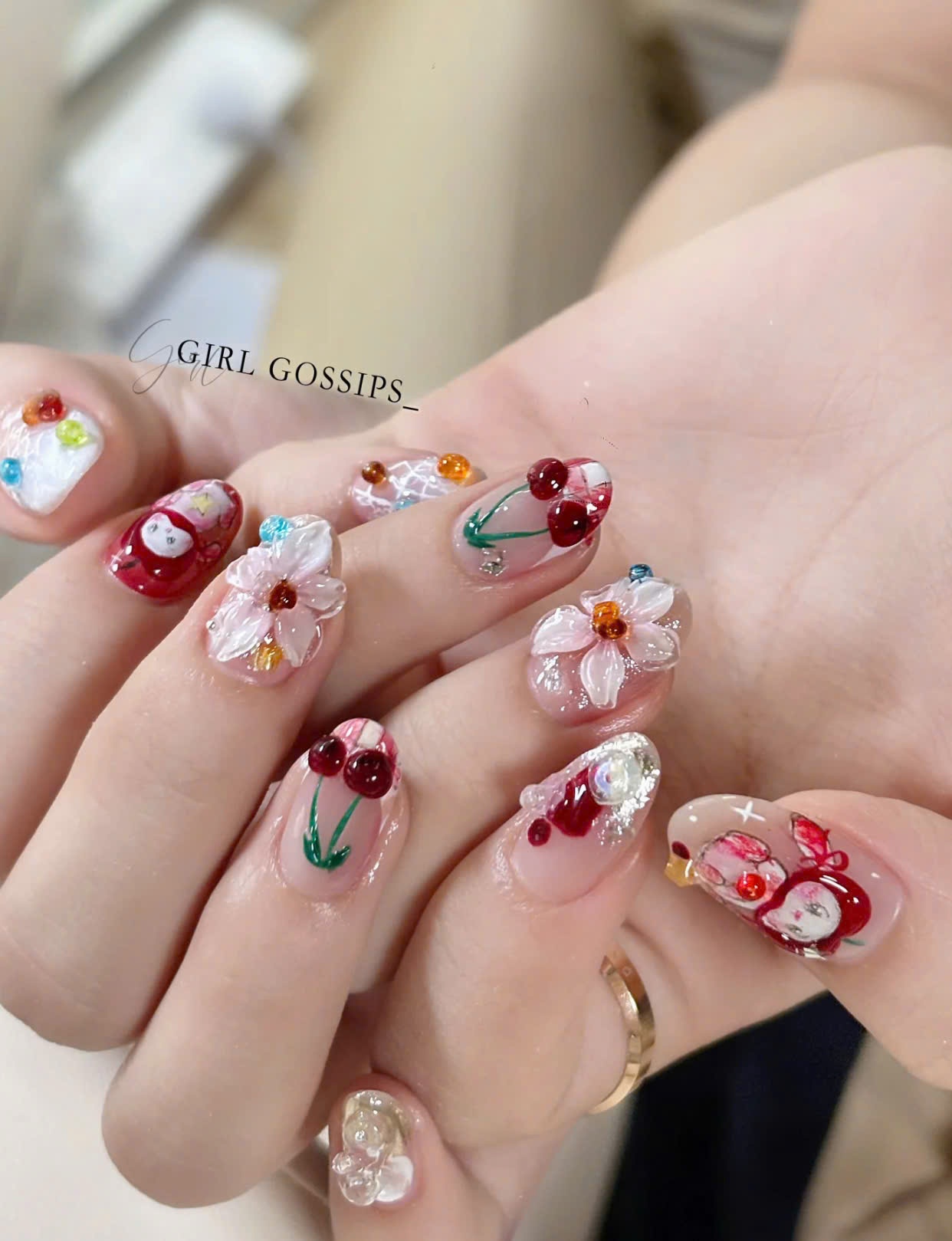 Nail trái cây đính đá hoặc phụ kiện 3D nổi bật