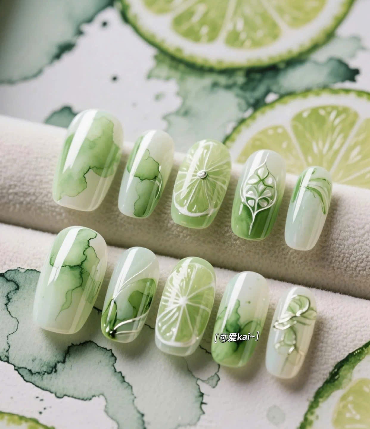 Mẫu nail chanh vàng/cam tươi tắn, rạng rỡ