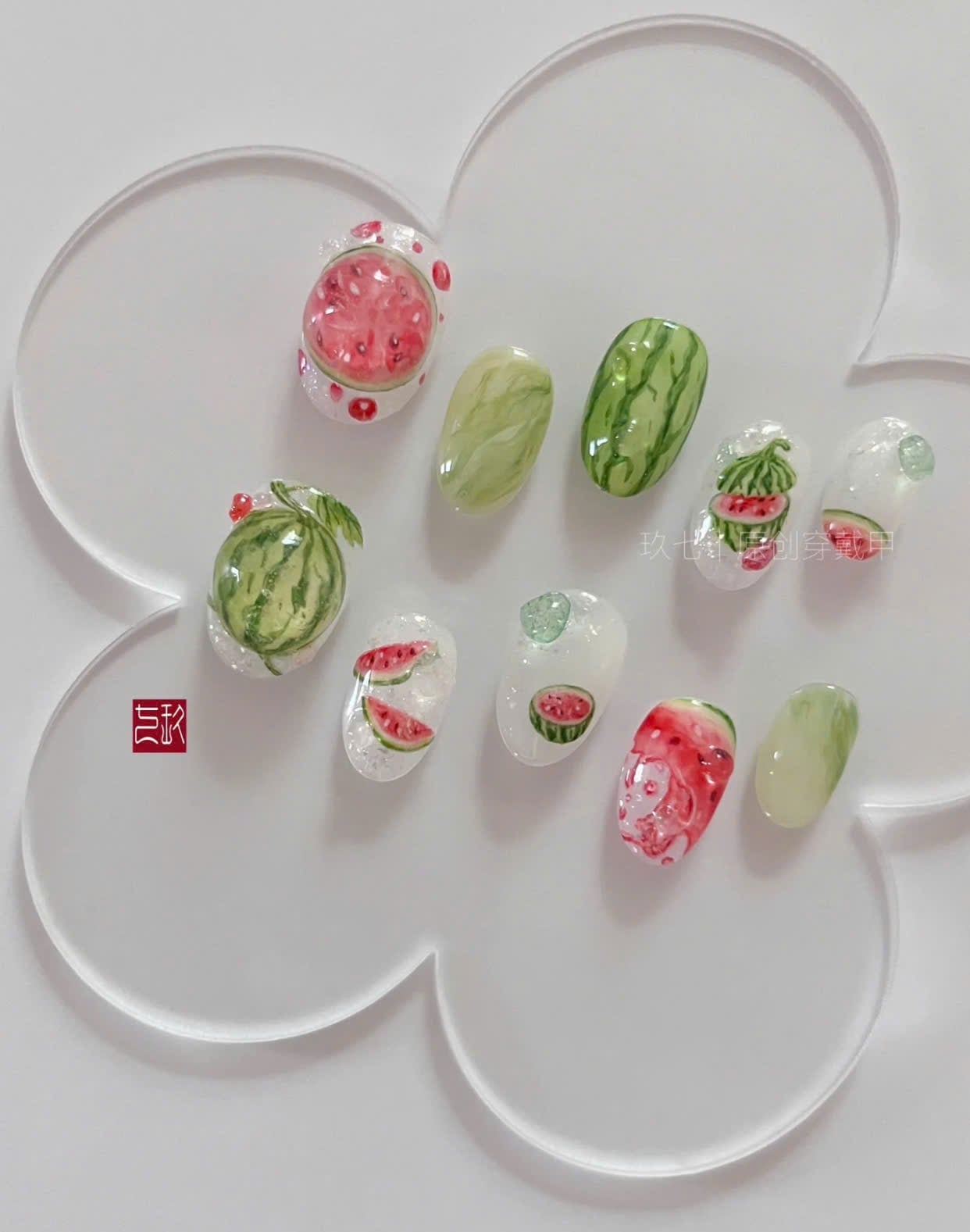 Mẫu nail dưa hấu mát lạnh cho ngày hè