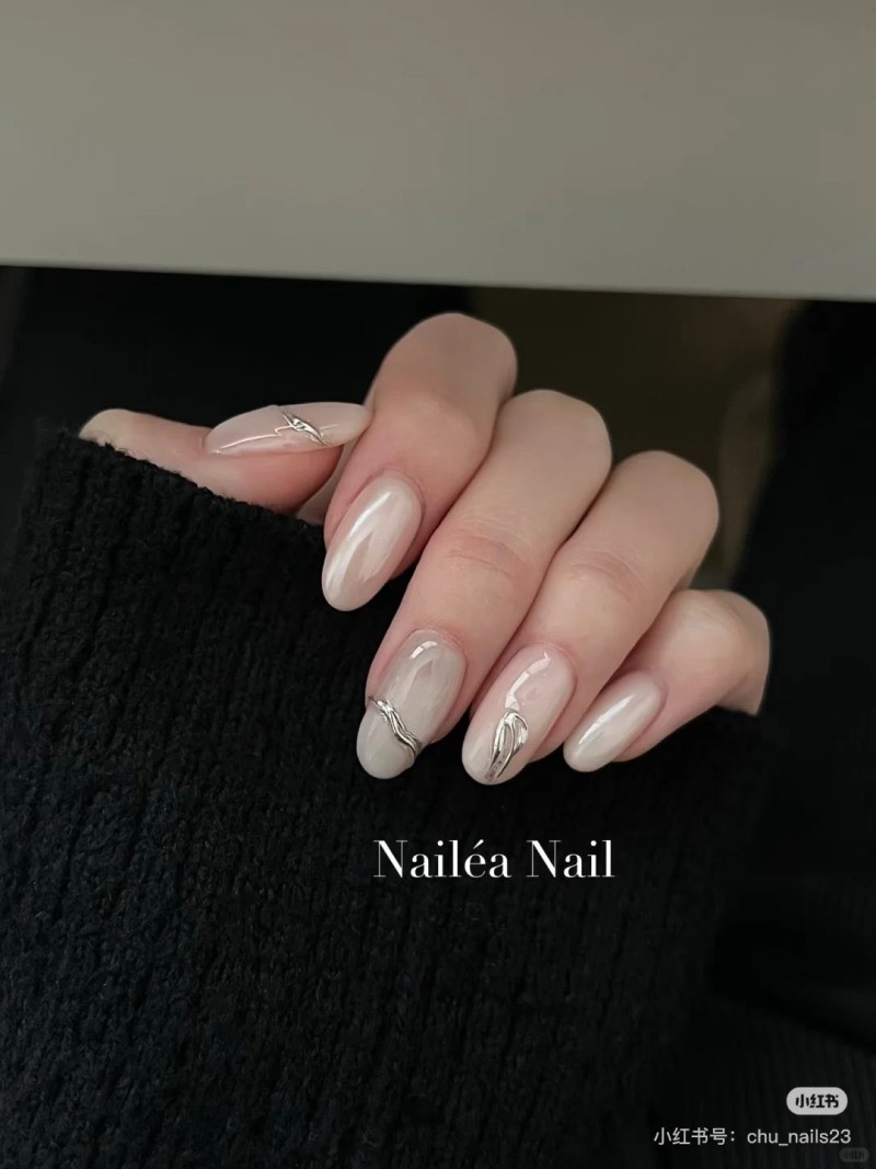 nail trắng sữa
