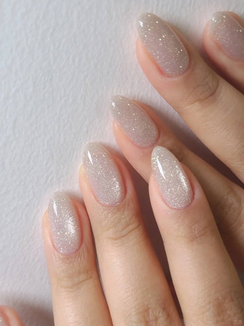 nail trắng sữa