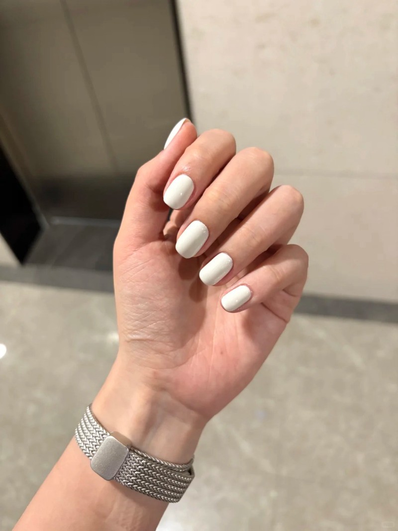nail trắng sữa