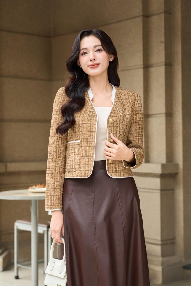 dáng người tam giác ngược