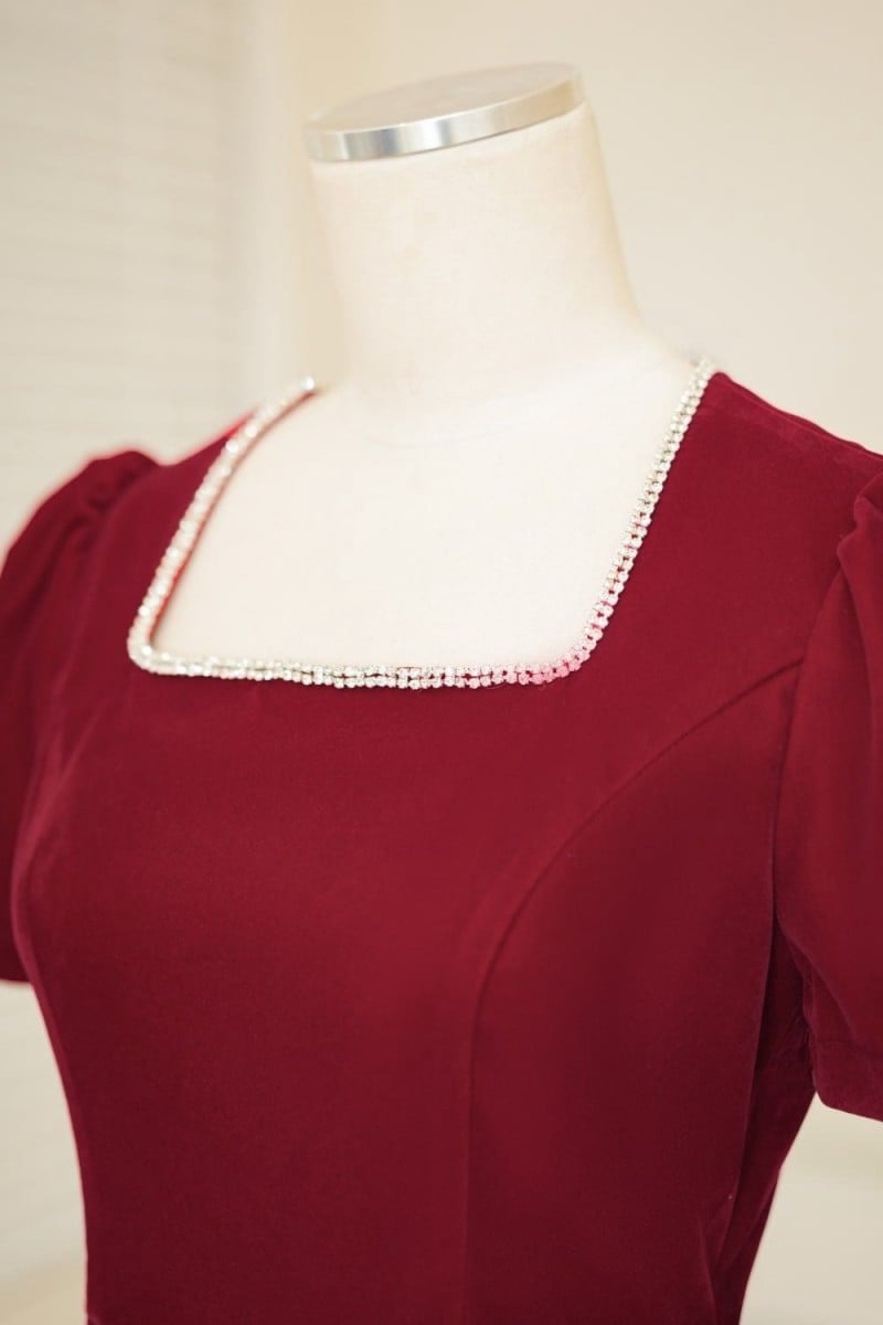 ngực to nên mặc áo gì