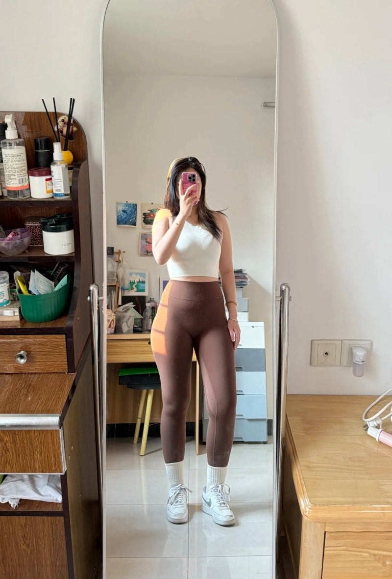 dáng người quả lê mặc gì đẹp