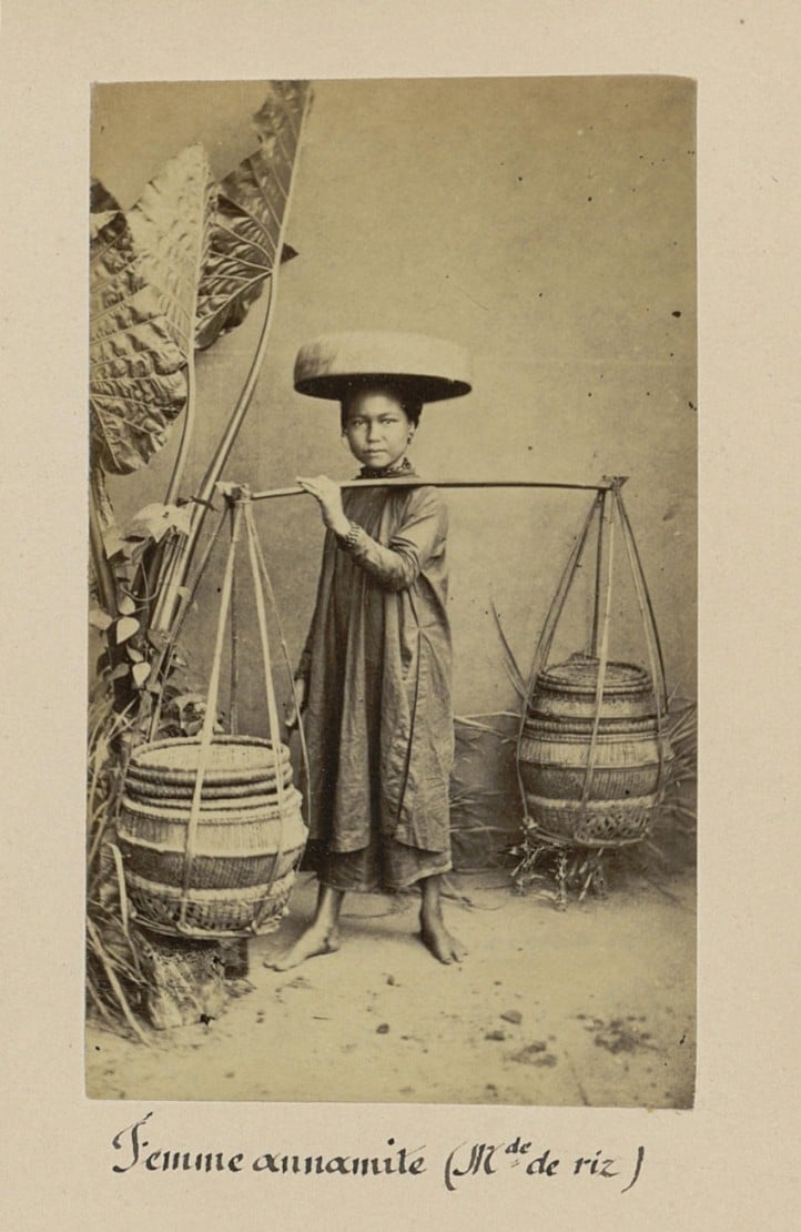 Khái niệm nón Ba tầm