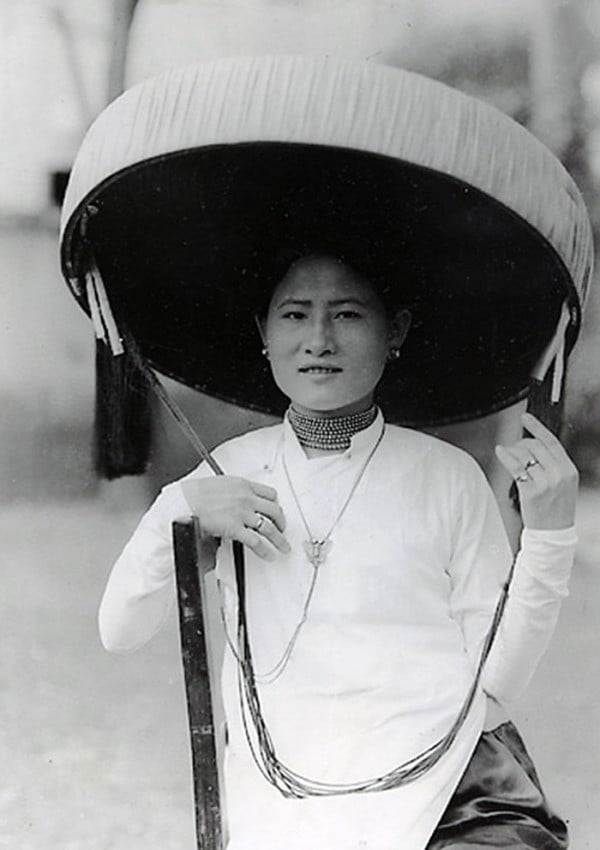 Nguồn Gốc Lịch Sử Lâu Đời Của Nón Ba Tầm