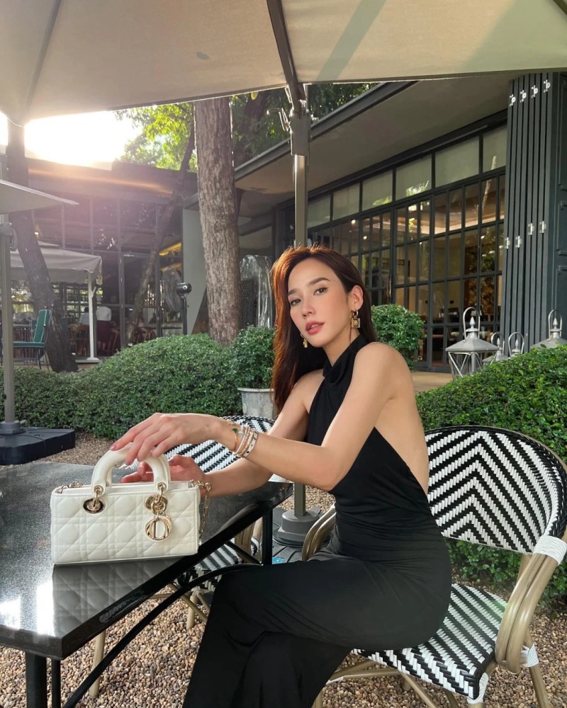 phong cách nữ thời trang thái lan