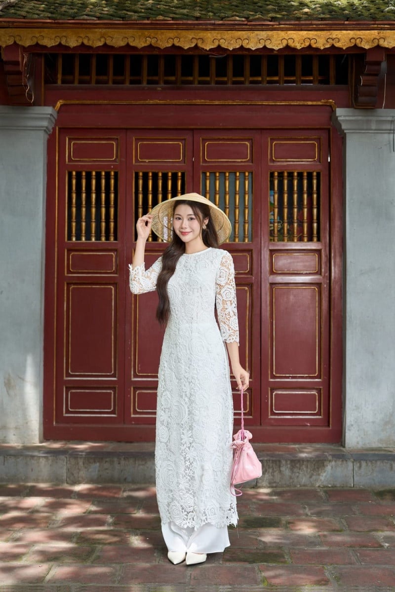 cách tạo dáng chụp ảnh áo dài