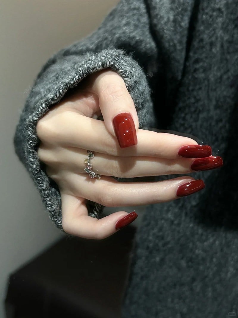 màu sơn móng tay cho da ngăm