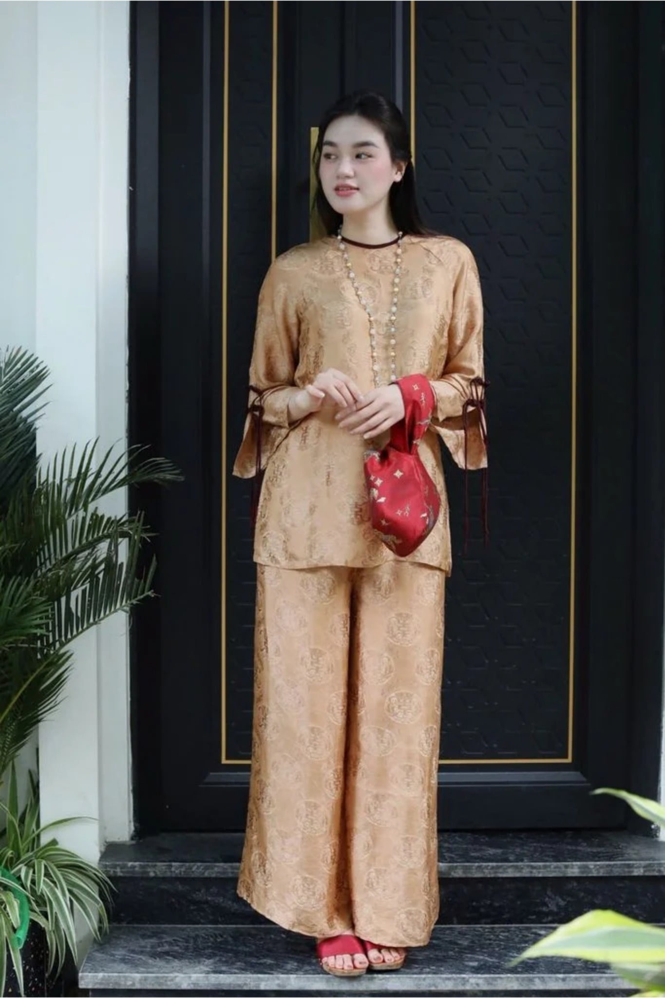 Set Đồ Gấm Vàng Đồng Tay Áo Buộc Nơ