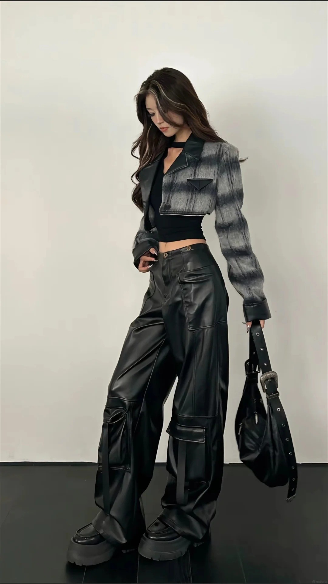 phối đồ với áo croptop 51Nohu giải trí đỉnh cao