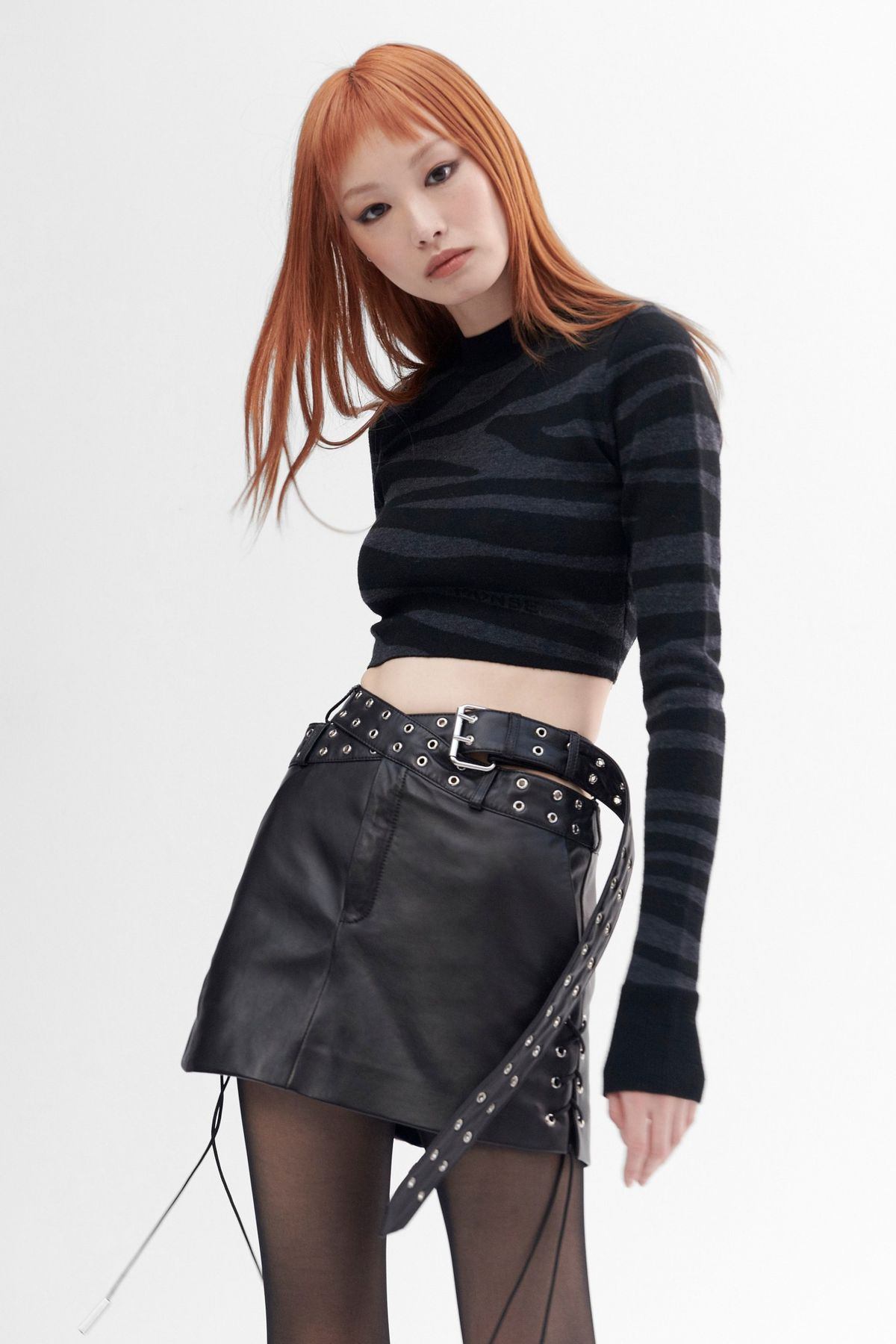 phối đồ với áo croptop 51Nohu giải trí đỉnh cao