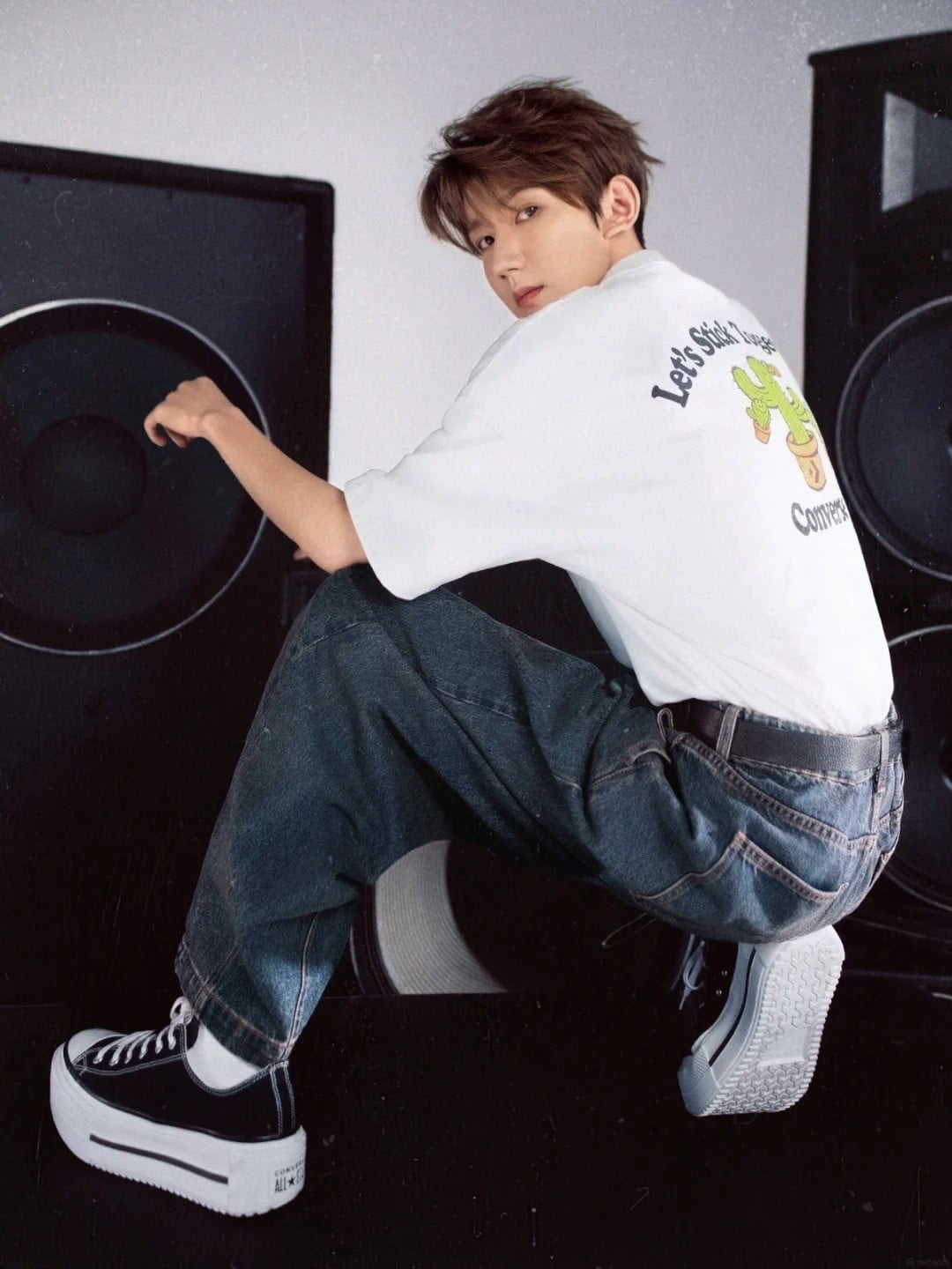 cach-phoi-do-voi-giay-converse-nam-nu