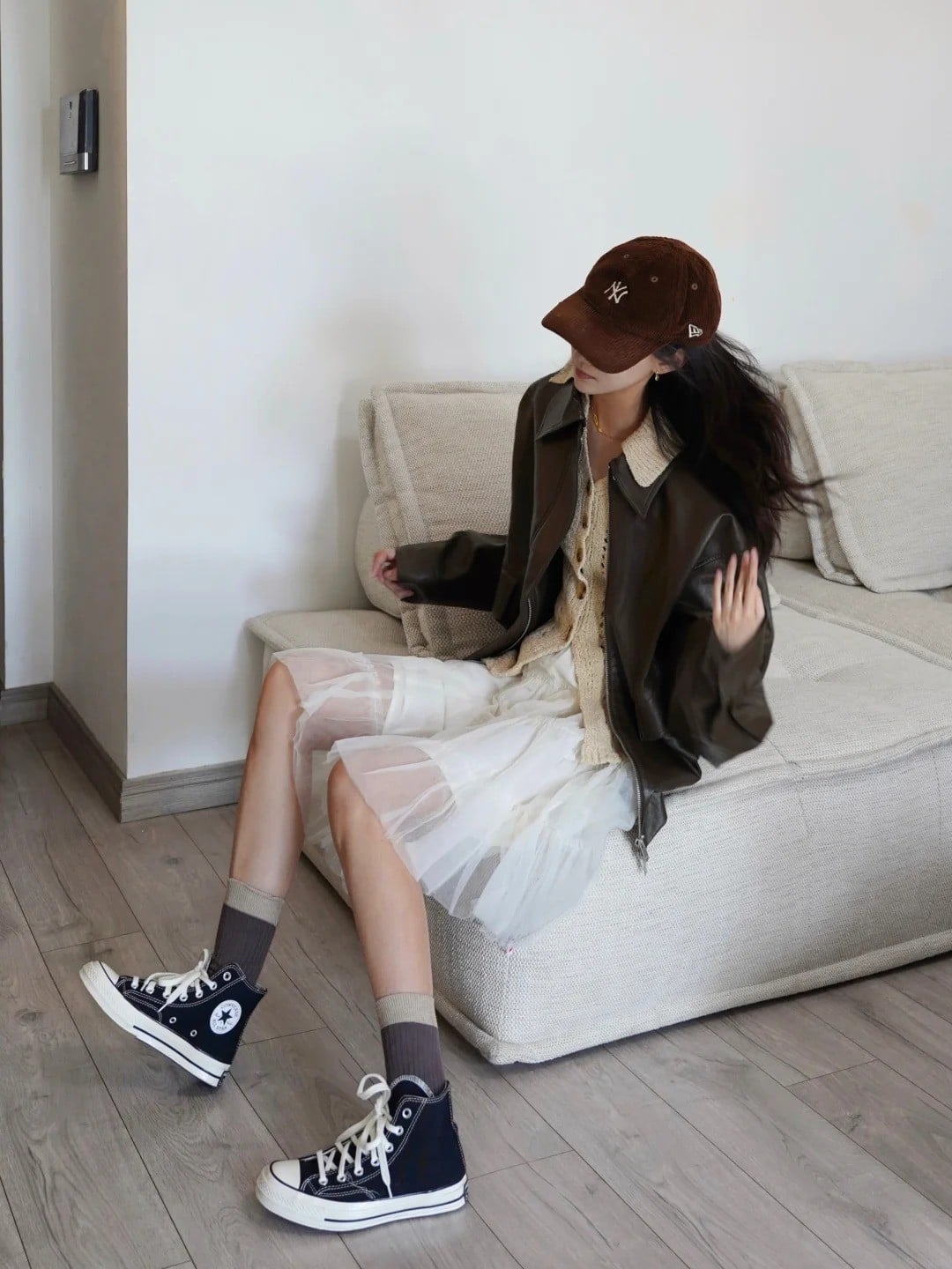 cach-phoi-do-voi-giay-converse-nam-nu
