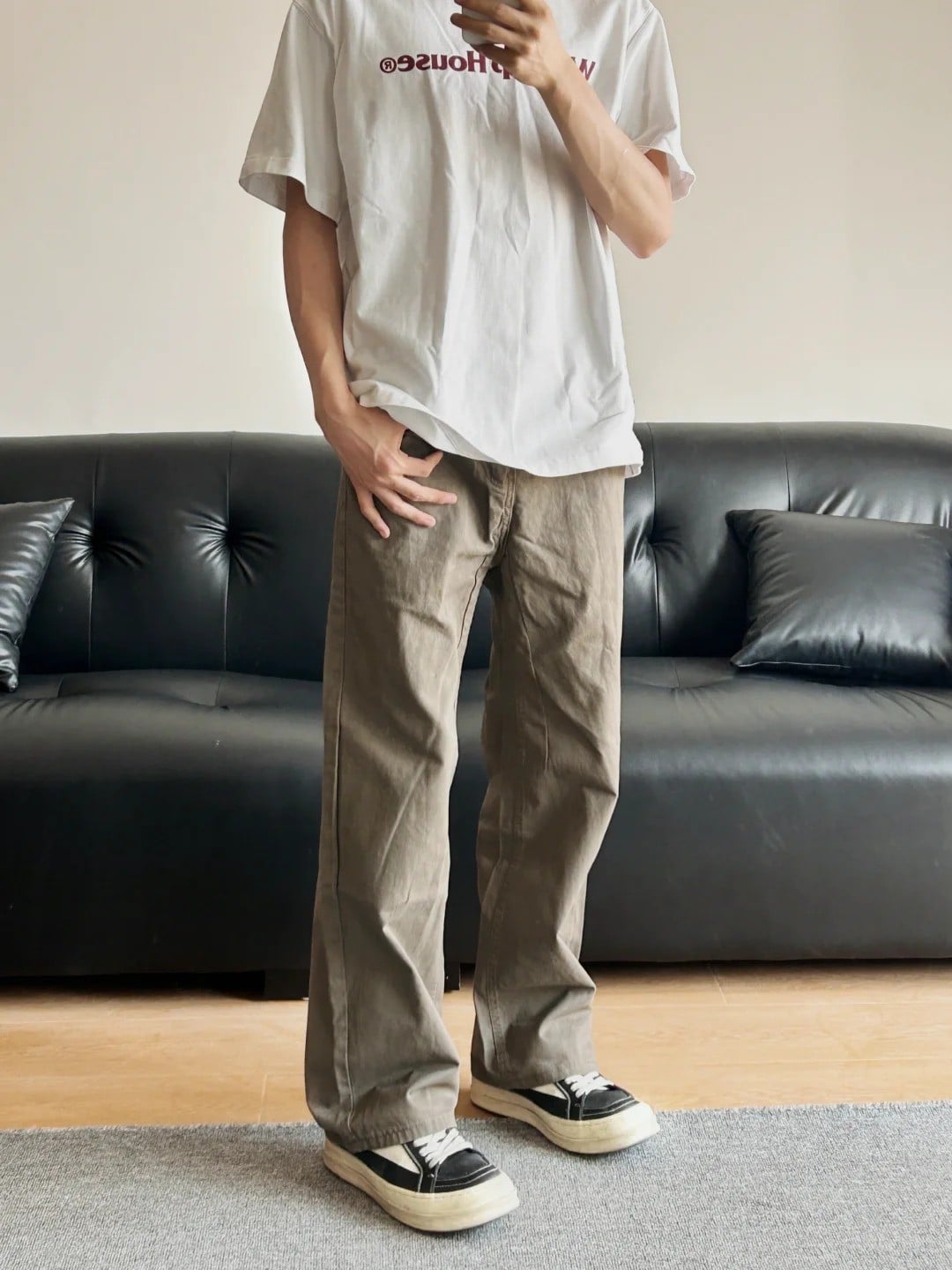 cach-phoi-do-voi-giay-converse-nam-nu
