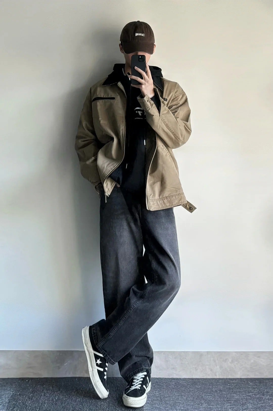 cach-phoi-do-voi-giay-converse-nam-nu