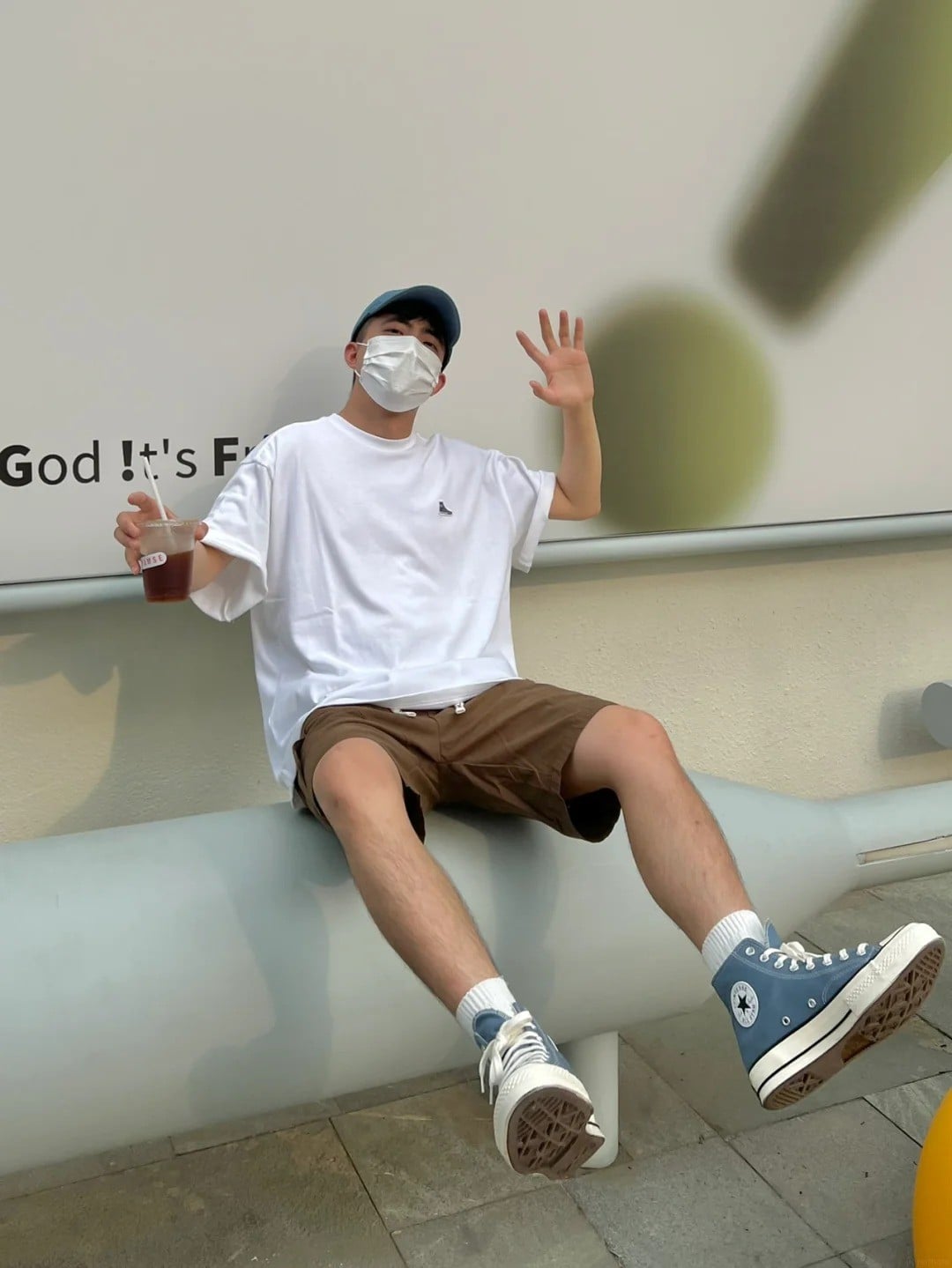 cach-phoi-do-voi-giay-converse-nam-nu
