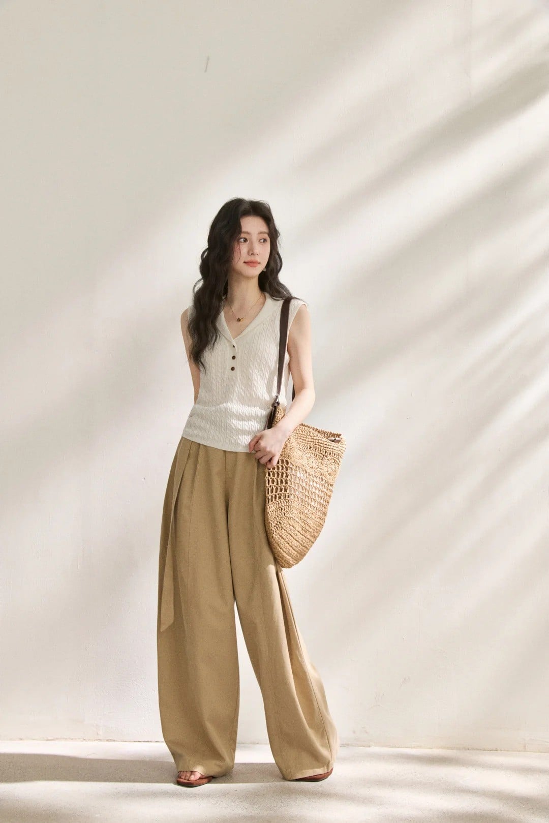 quan-kaki-nu