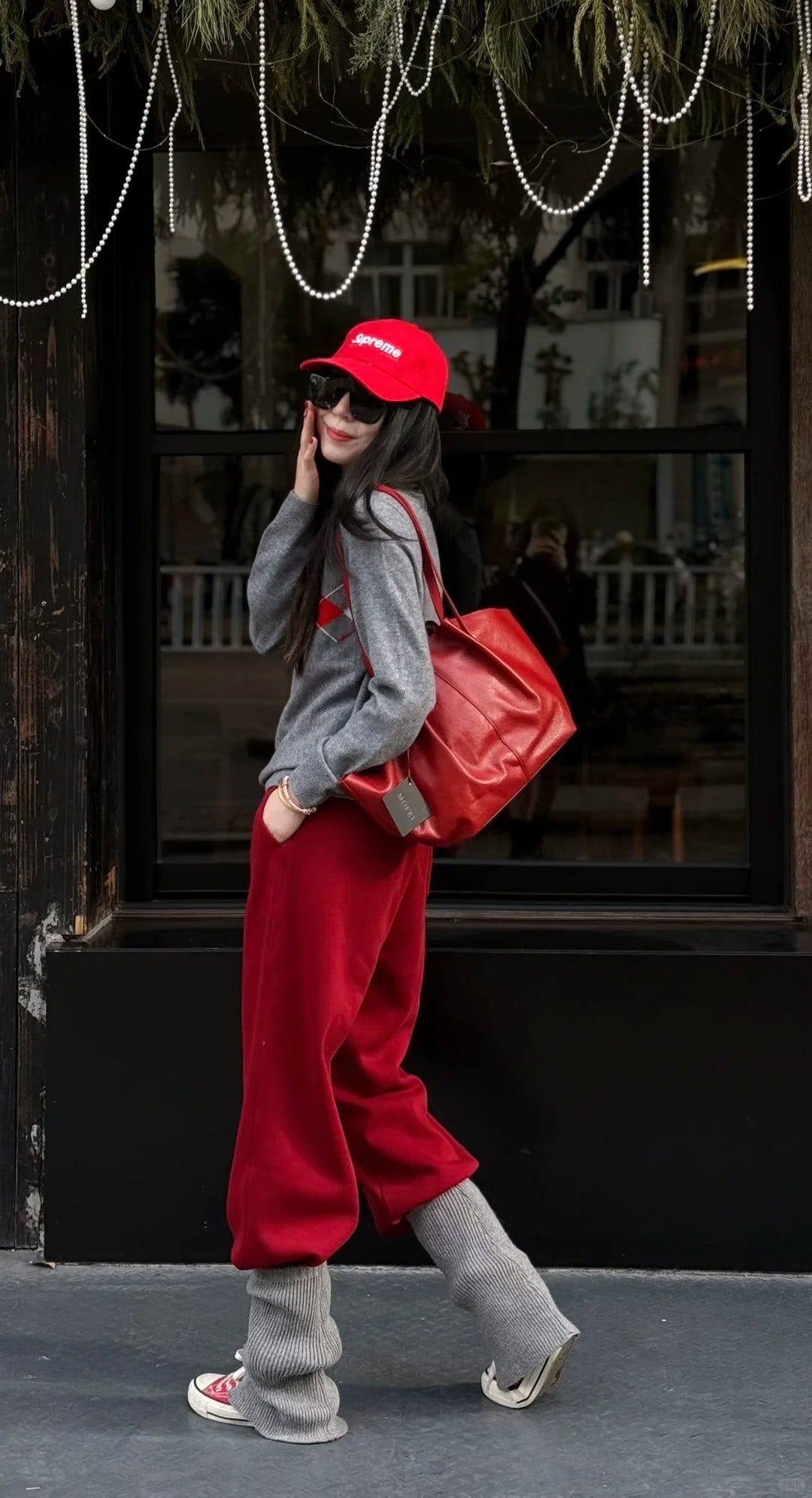 Quần nỉ phối với áo gì?