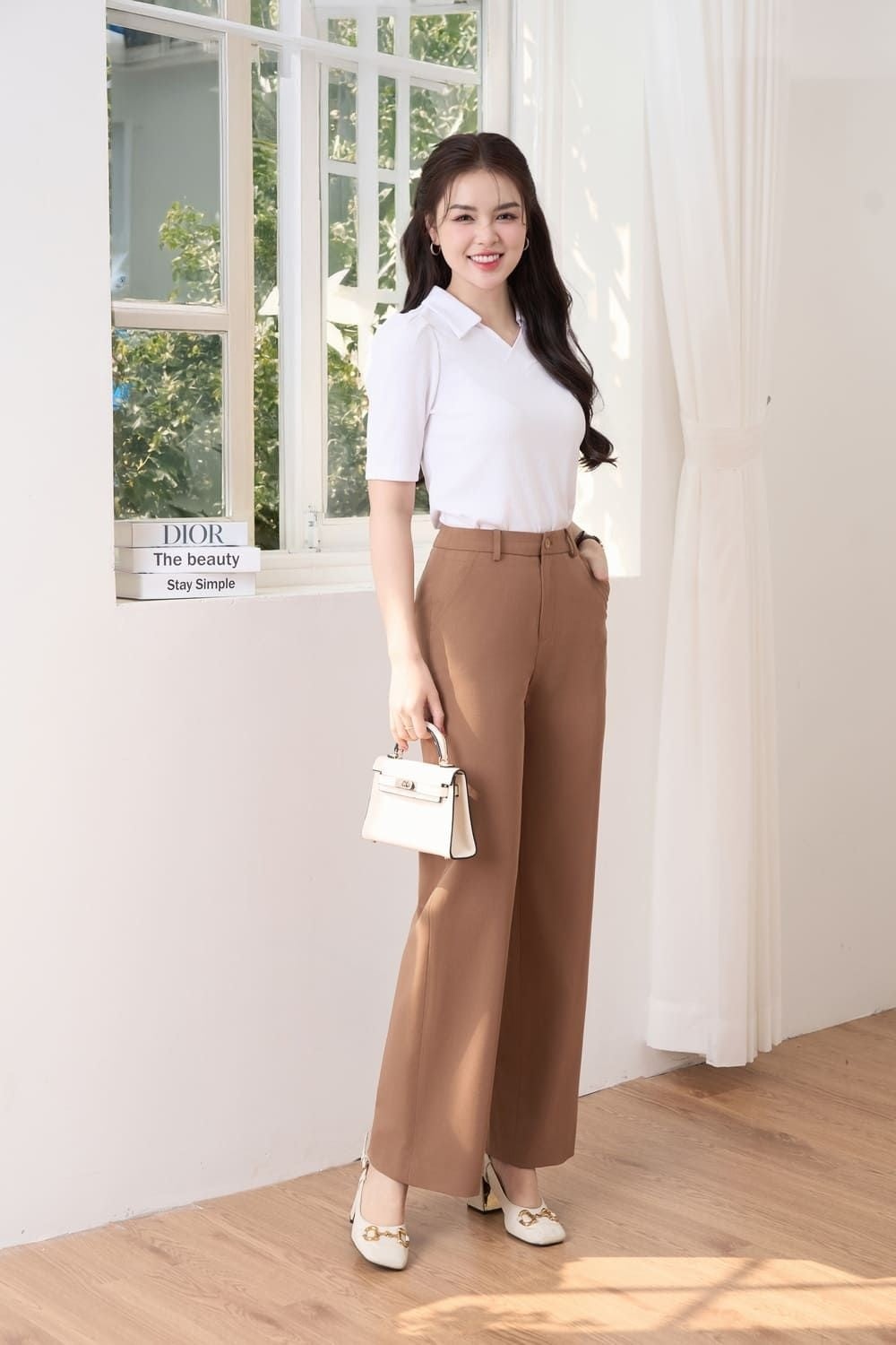 Quần tây nữ màu nâu dáng đứng cơ bản