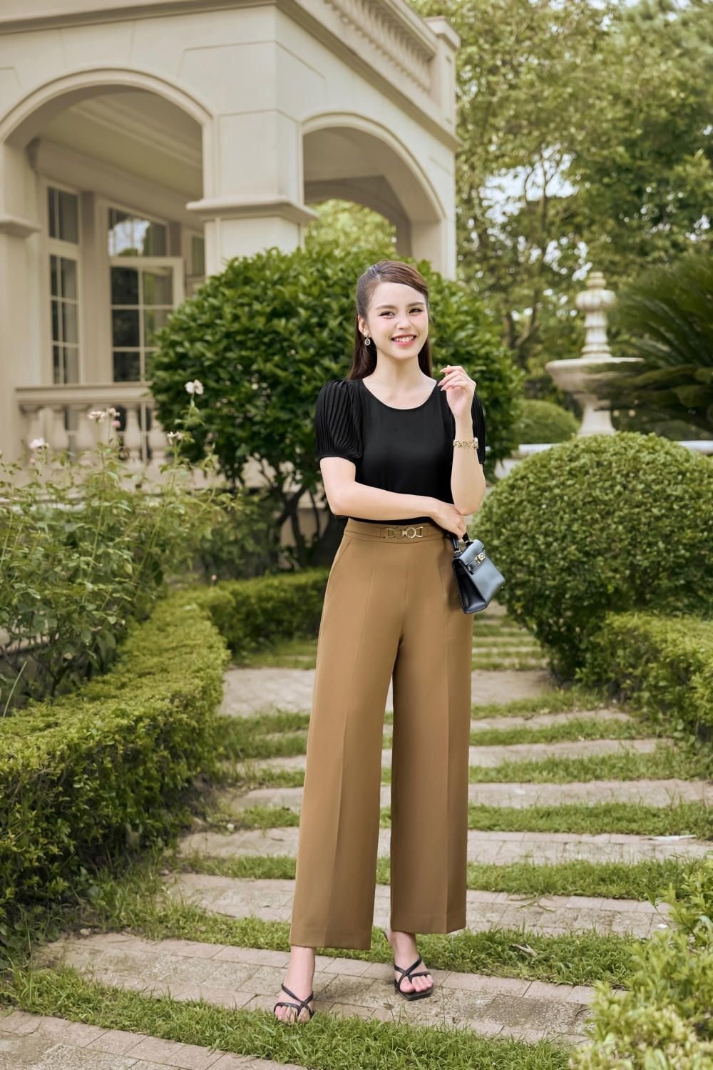 Quần tây nữ màu nâu camel đai liền