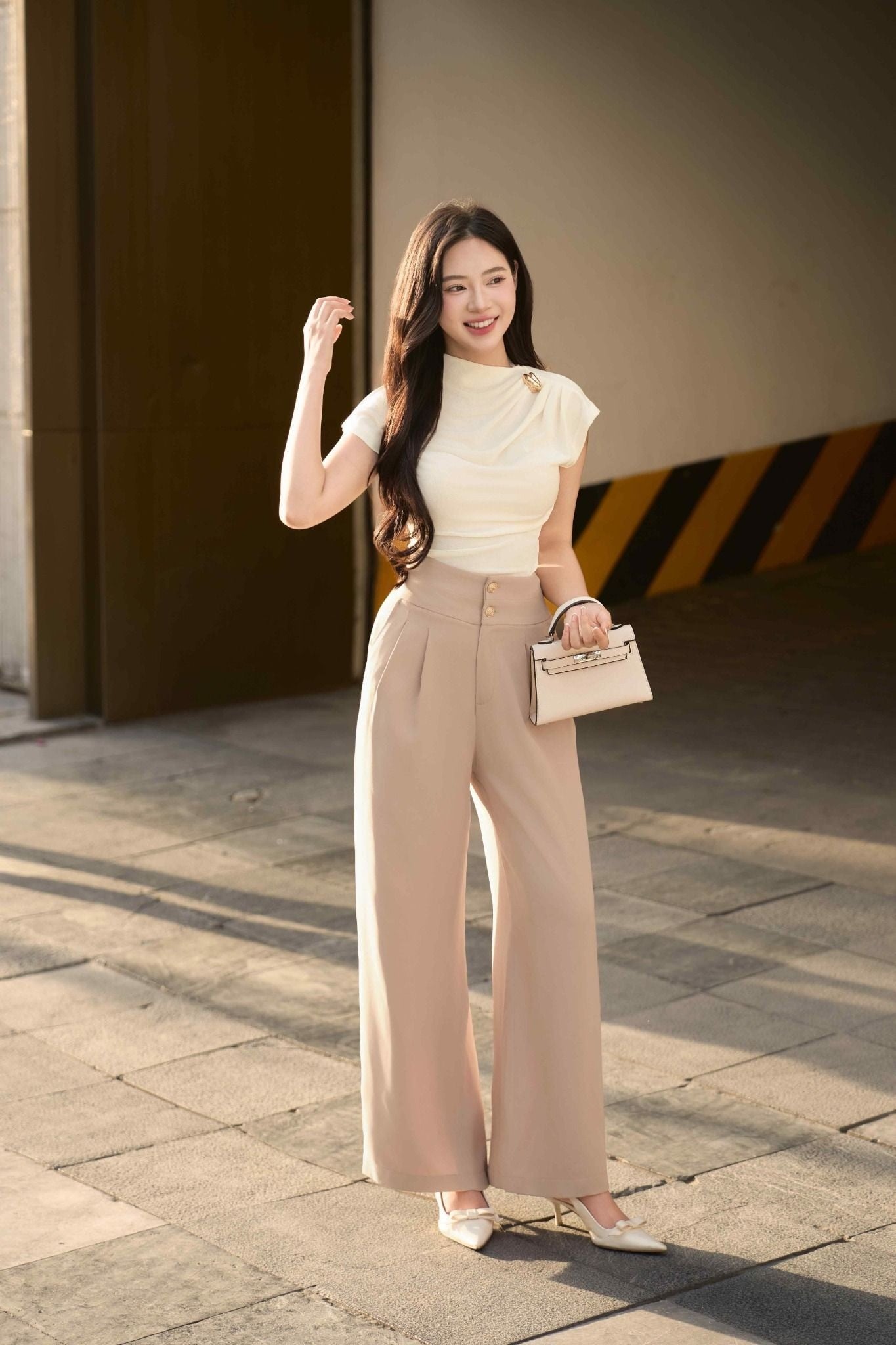 Quần tây nữ màu be lưng cao 2 cúc