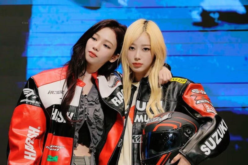 Chất liệu: Da, Nylon và vật liệu kỹ thuật