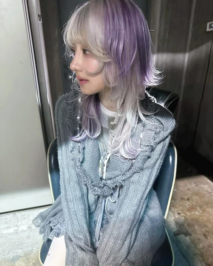 tóc màu tím khói