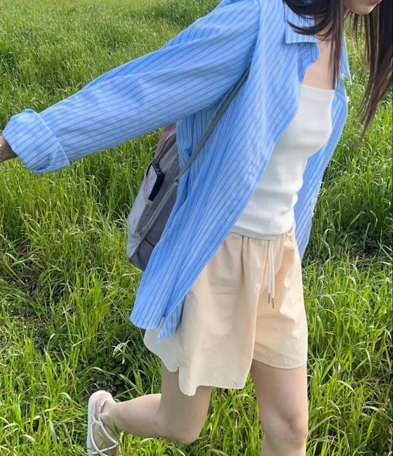 phối đồ với sơ mi xanh
