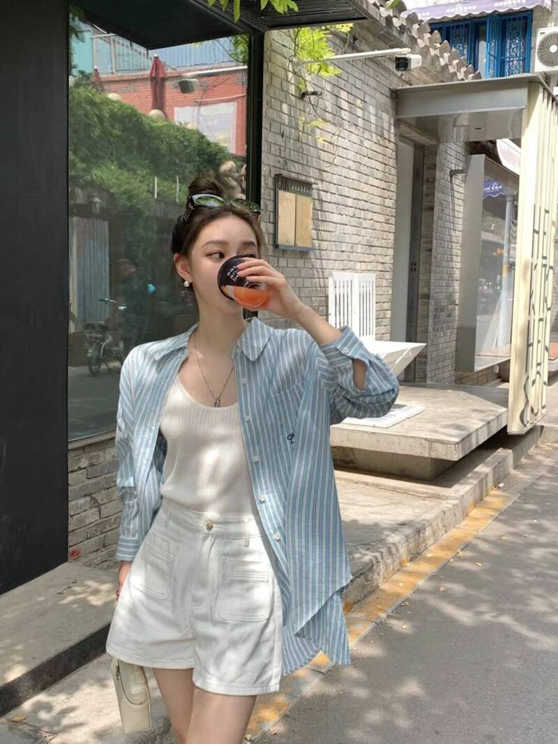phối đồ với sơ mi xanh