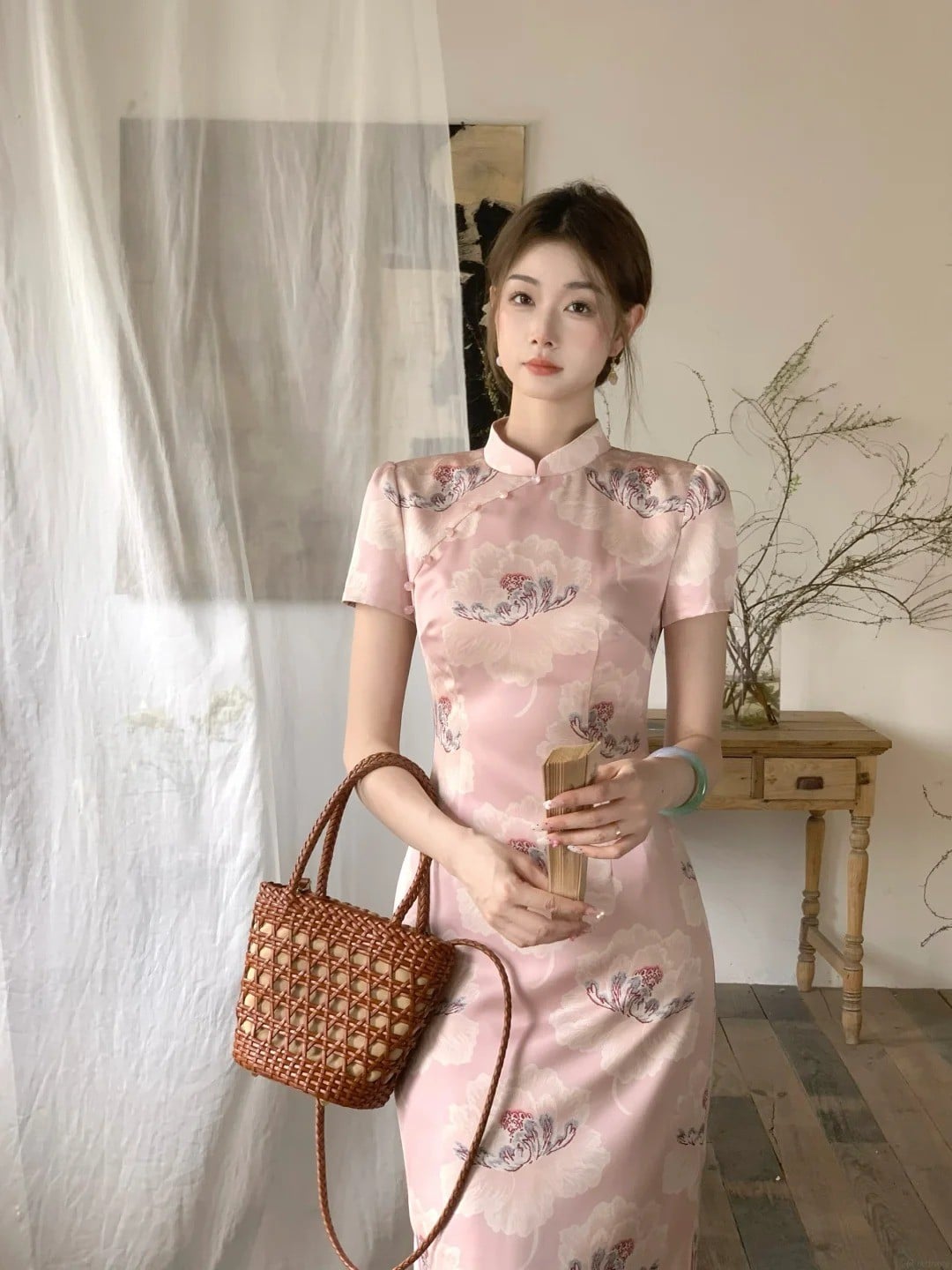 sườn xám cách tân
