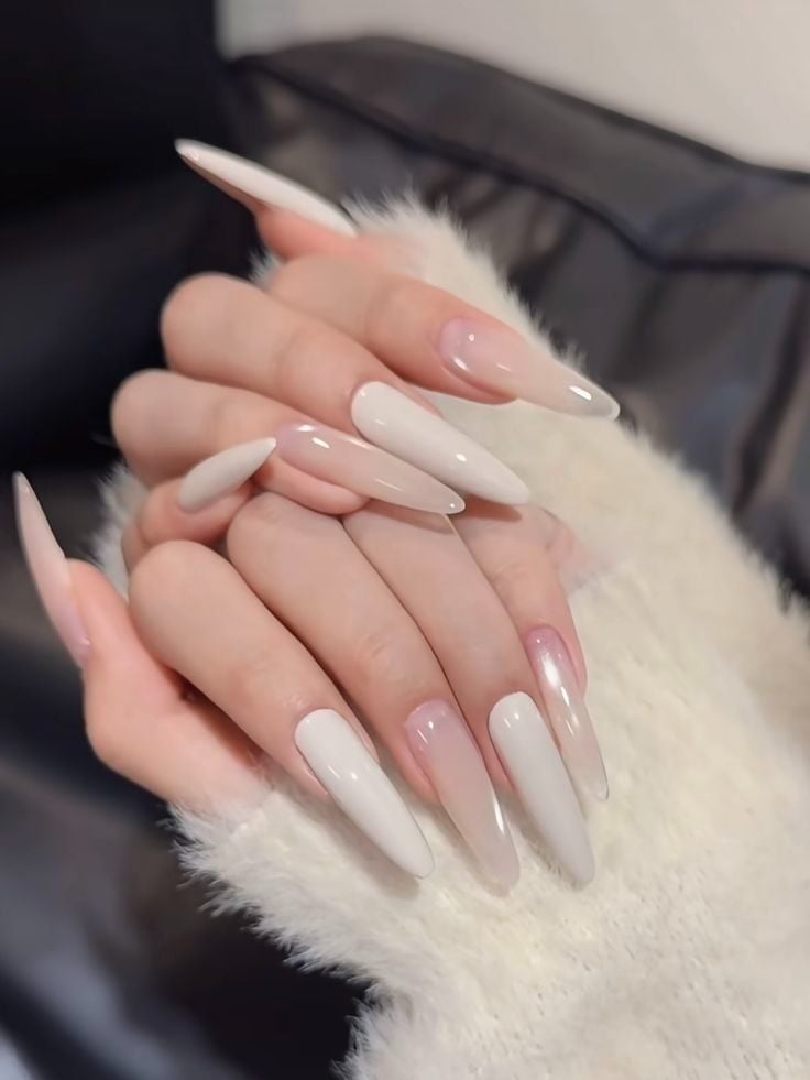 nail loang màu trắng