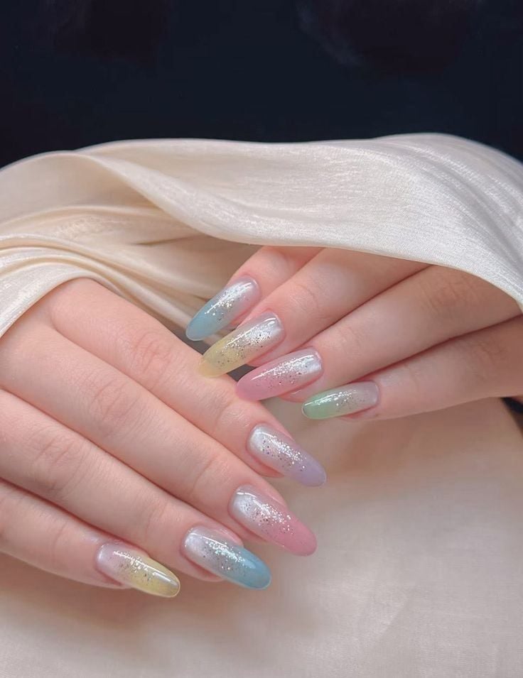 nail loang bảy sắc cầu vồng