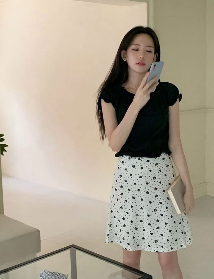 chân váy chữ a dáng ngắn