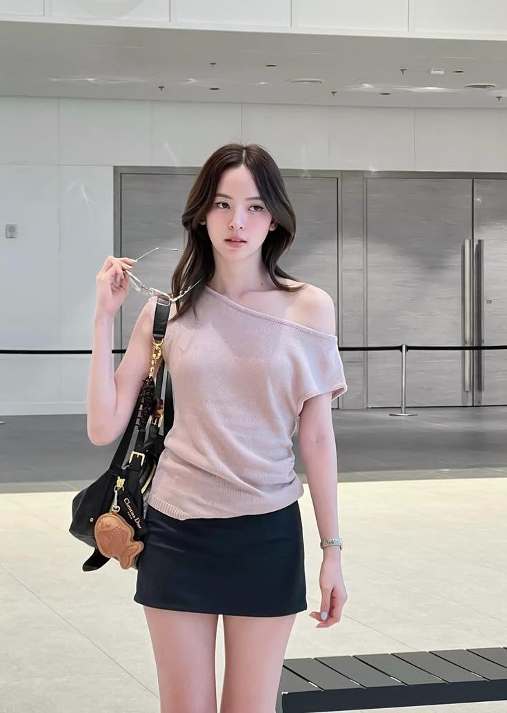chân váy chữ a dáng ngắn