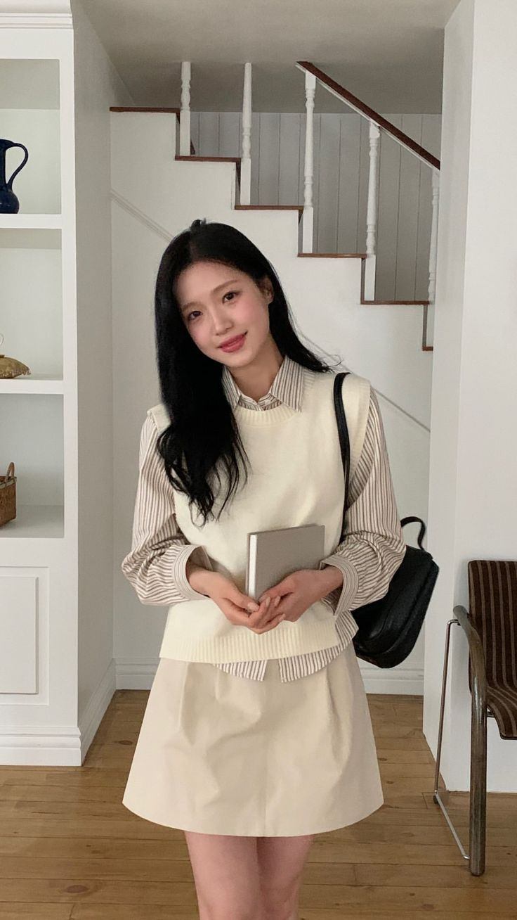 chân váy chữ a dáng ngắn