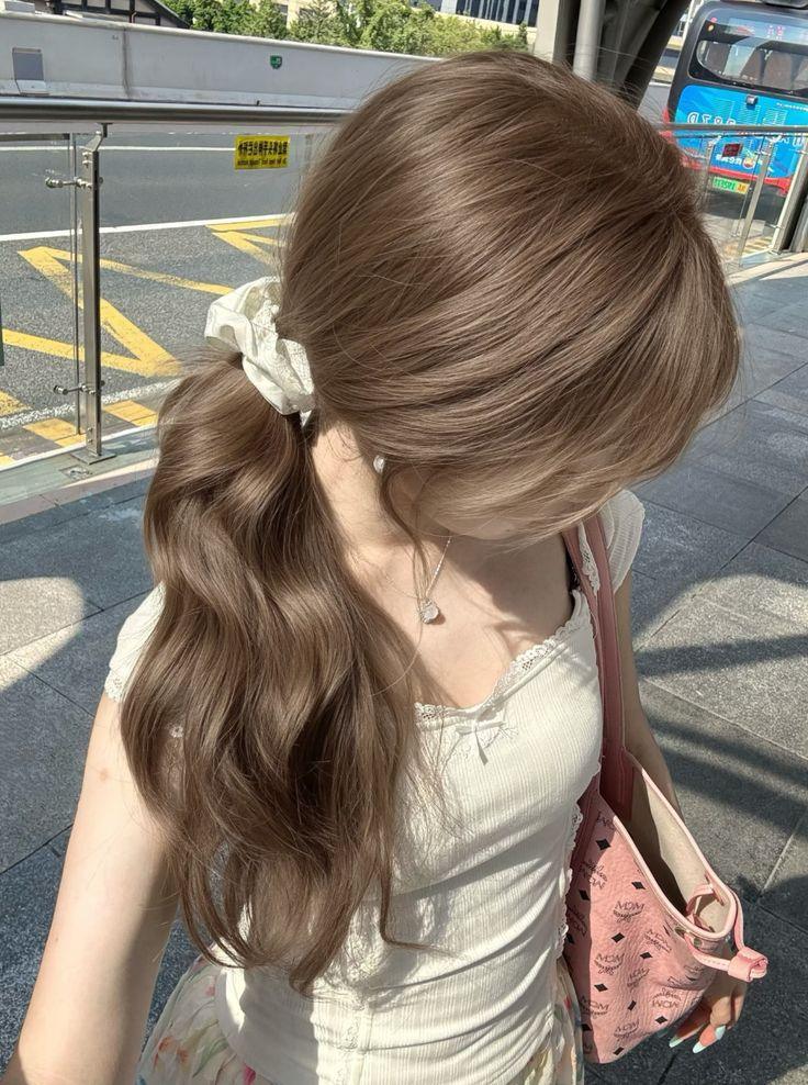 tóc nâu lạnh