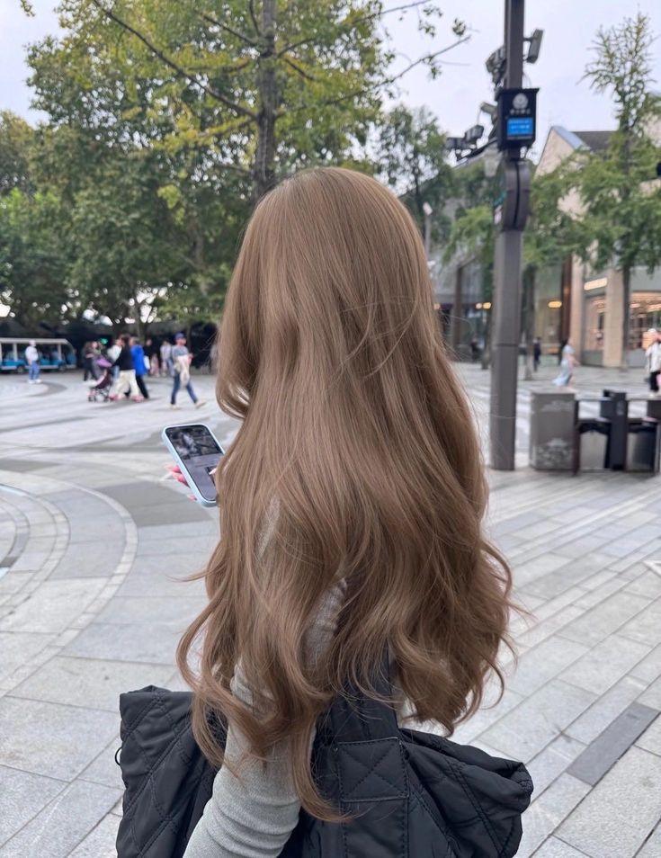 tóc nâu lạnh