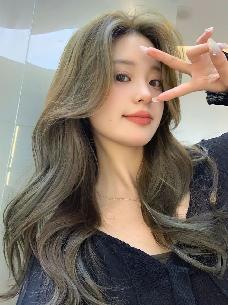 tóc nâu lạnh